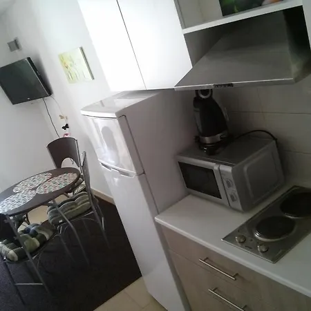 Apartment Lena *